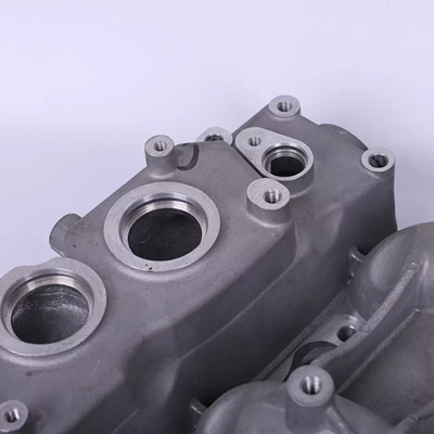 發(fā)動機配件鋁鑄件